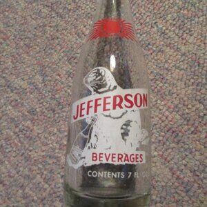Punxsutawney Phil Groundhog Day Jefferson Beverages bottle
